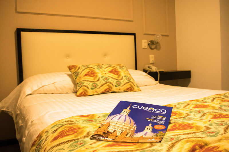 Standard Single Room Hotel Italia Cuenca - Comfortable budget accommodation in historic center with all essential amenities